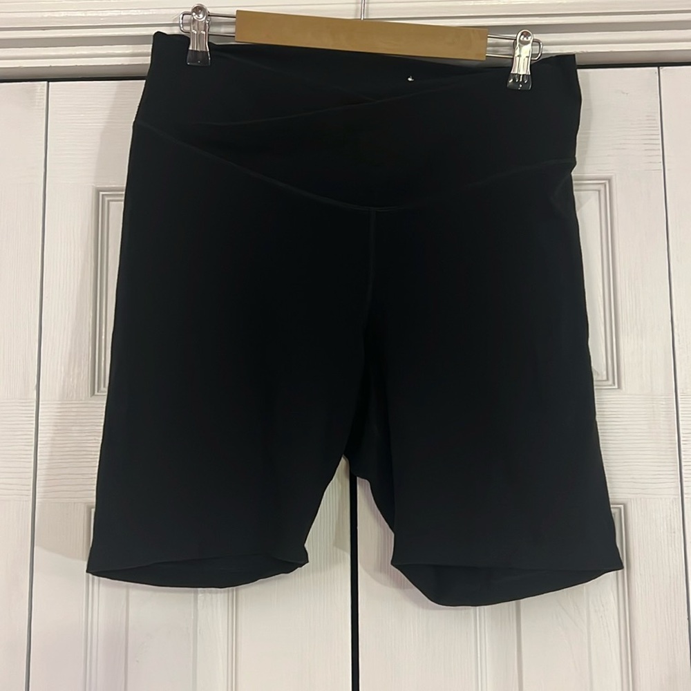 Old Navy extra high rise bike shorts
